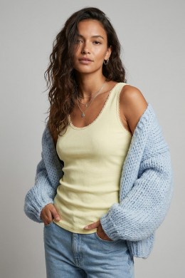 [PDS431] PASTELOVĚ ŽLUTÉ ŽEBROVANÉ TÍLKO