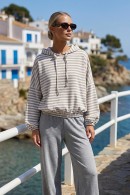 ŠEDÁ PRUHOVANÁ MIKINA S KAPUCÍ PECA del SOL Stone Stripe