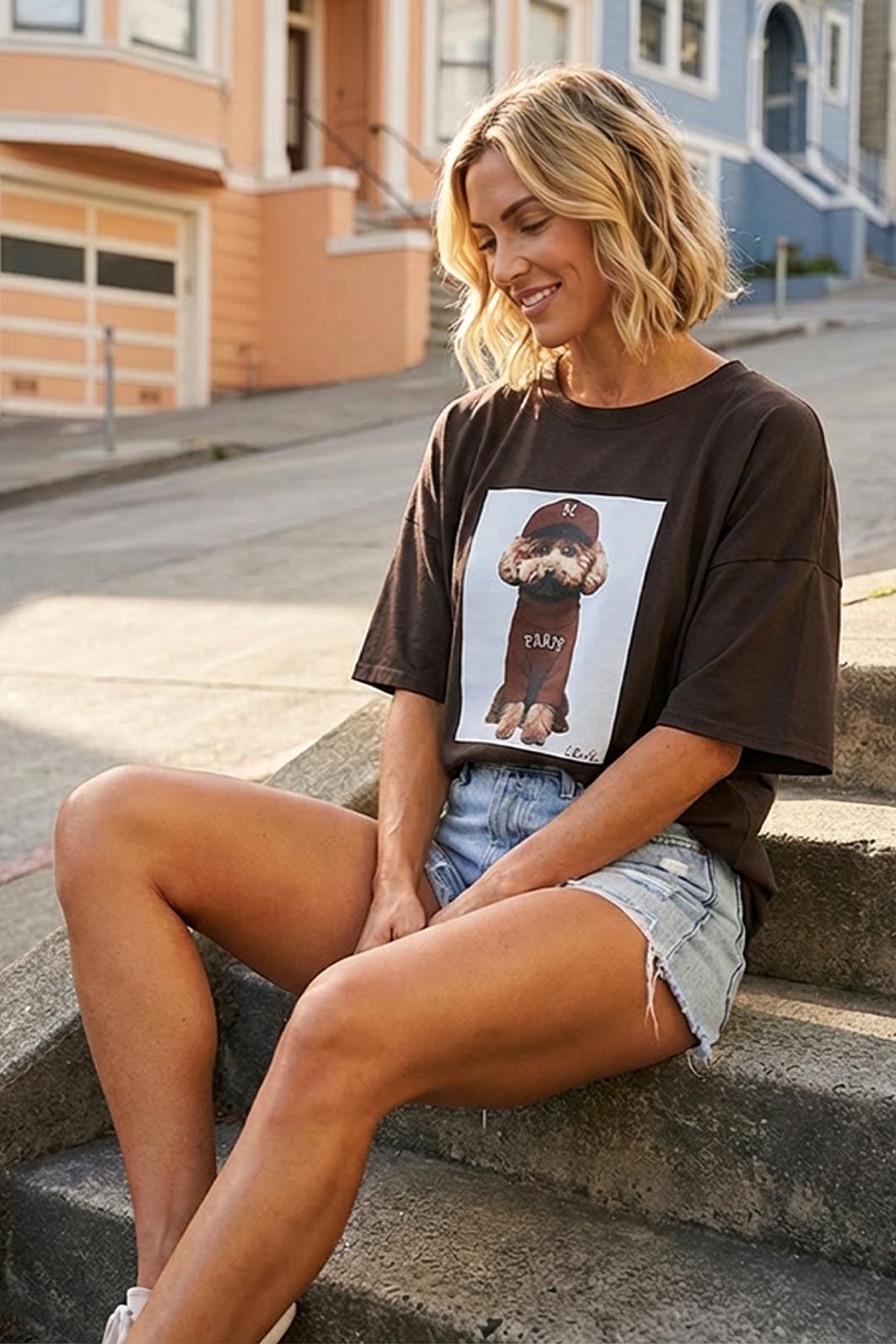 HNĚDÉ TRIČKO DÁMSKÉ S TOY PUDLEM