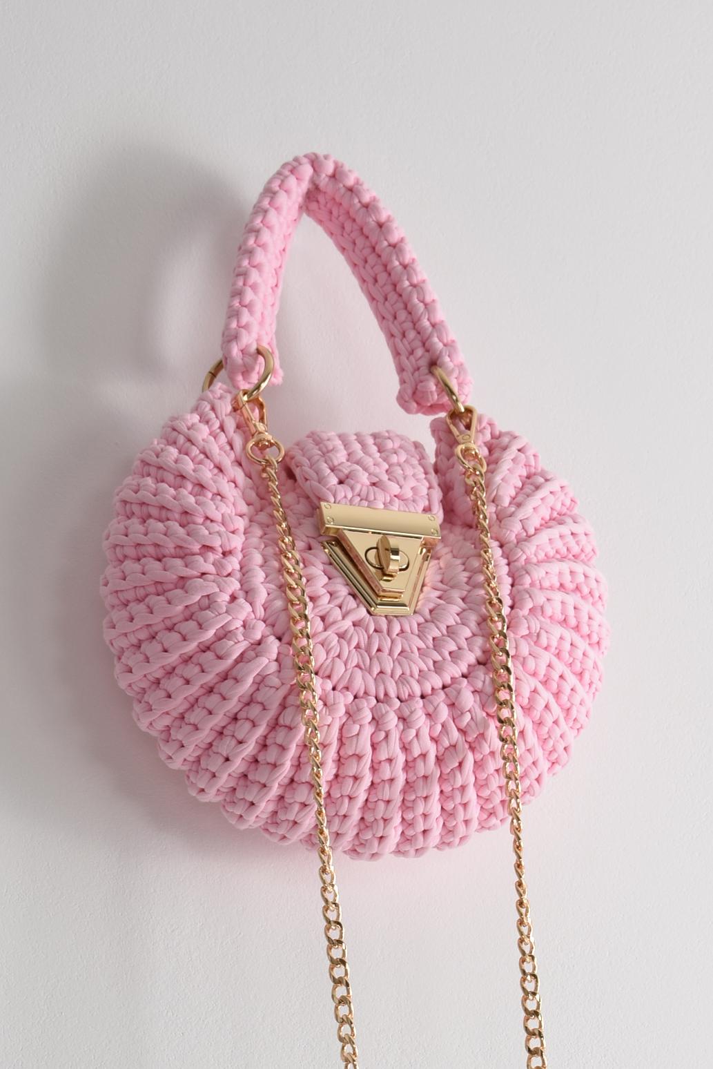 HÁČKOVANÁ KULATÁ KABELKA PŘES RAMENO  Pastel Pink