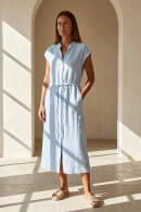 SVĚTLE MODRÉ LNĚNÉ ŠATY S TKANIČKOU A KAPSAMI PECA del SOL Summer Sky