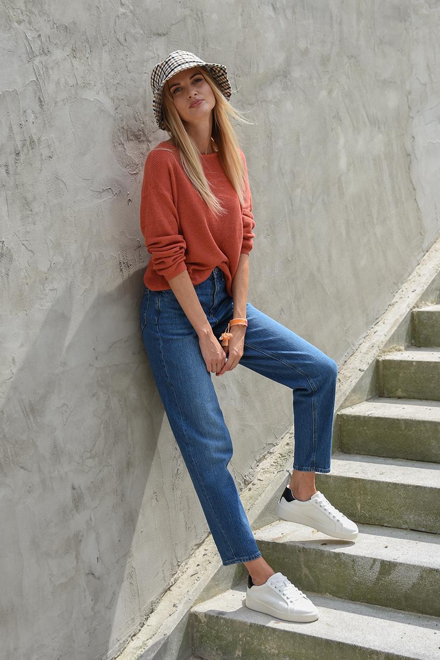 [VRM684] MOM DŽÍNY